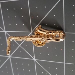 Gold Saxophone Brooch Pin